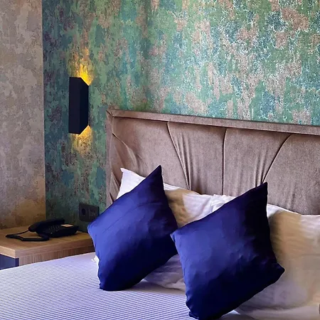 Guenesli Airport Ξενοδοχείο